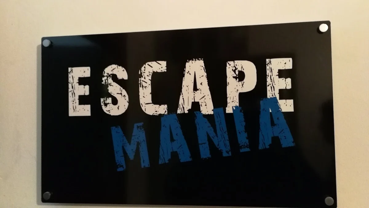 Escape Mania - Juego 1 - VAN LANDEN - 2