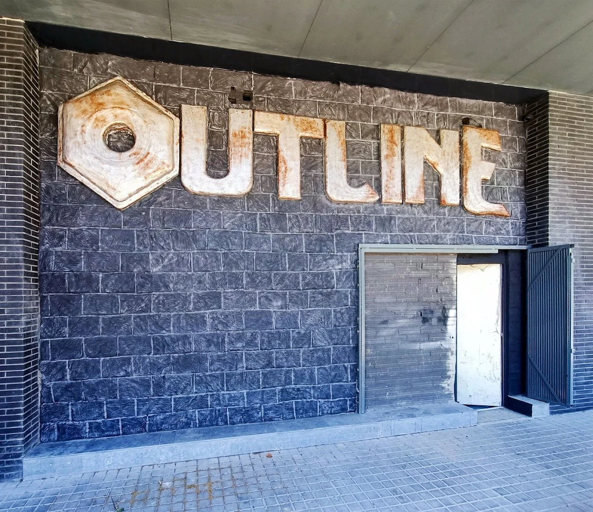 OUTLINE Escape Room de Terror en Barcelona (Cornellá de Llobregat) - 2